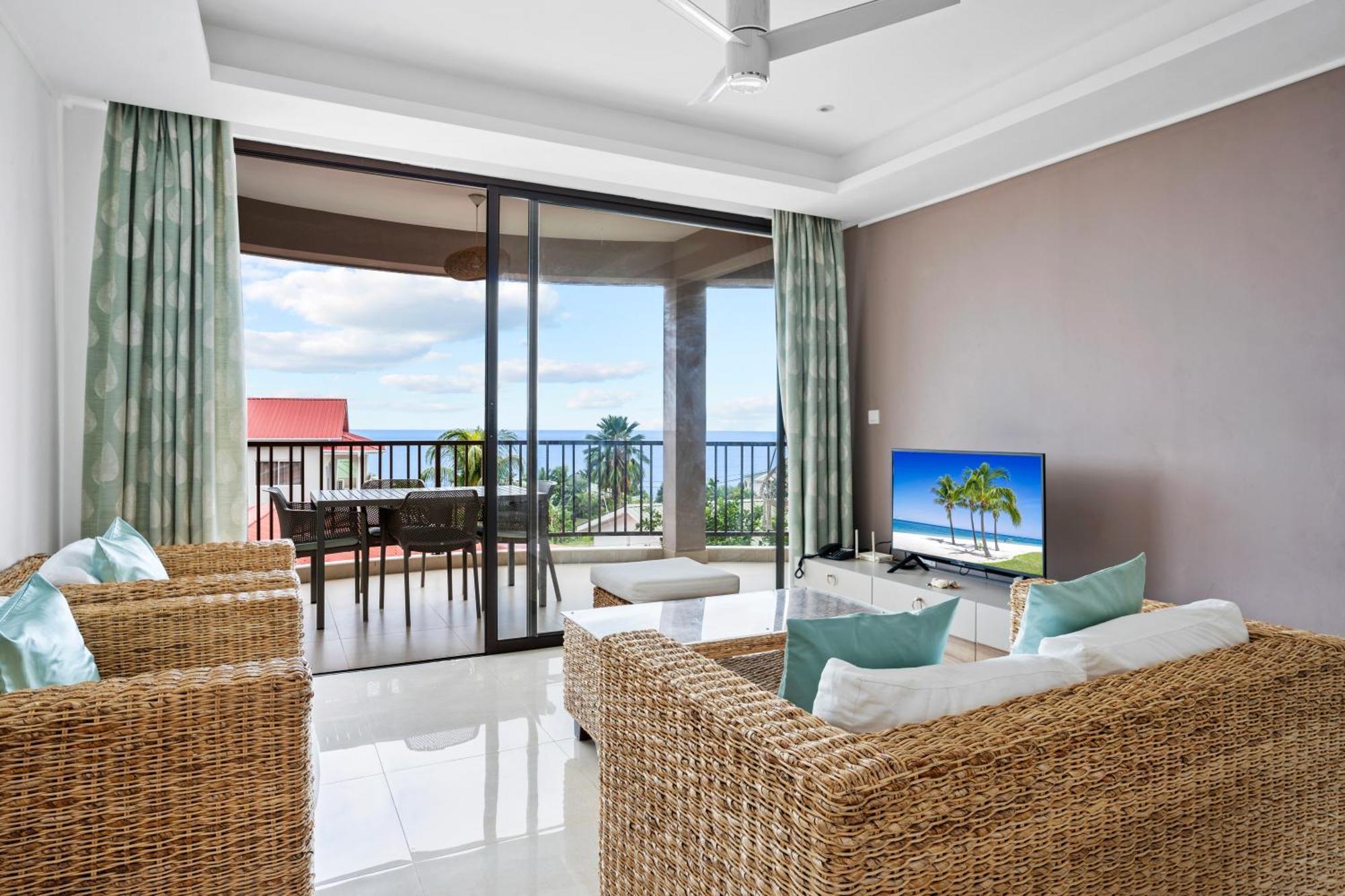 Villa Rousseau Victoria Εξωτερικό φωτογραφία