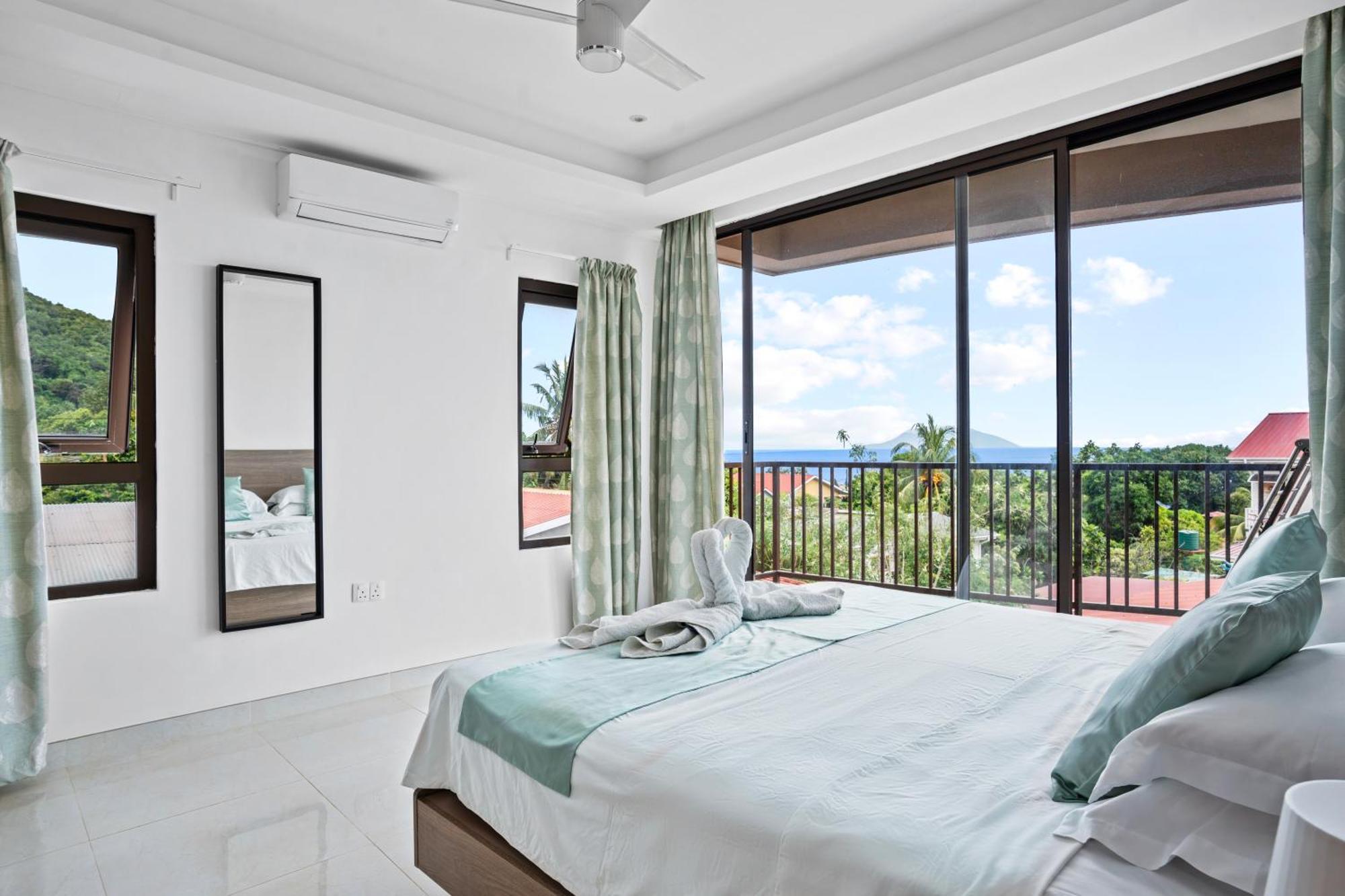 Villa Rousseau Victoria Εξωτερικό φωτογραφία