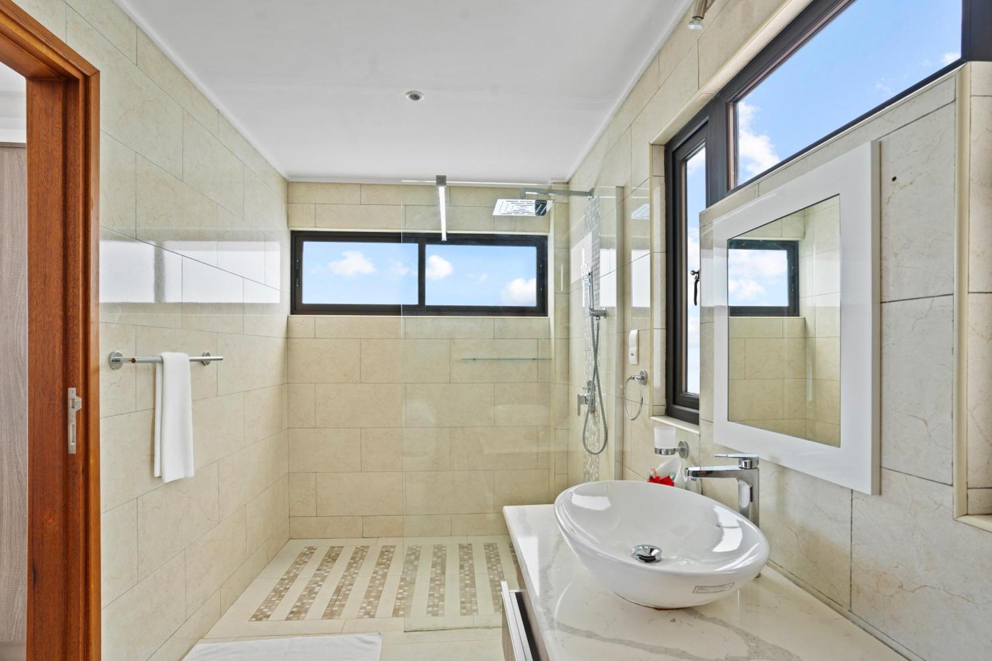 Villa Rousseau Victoria Εξωτερικό φωτογραφία